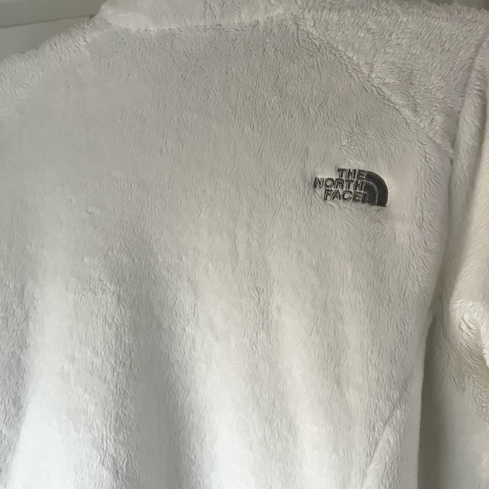 The North Face White Plush Fleece Jacket-
Size L - Picture 7 of 9